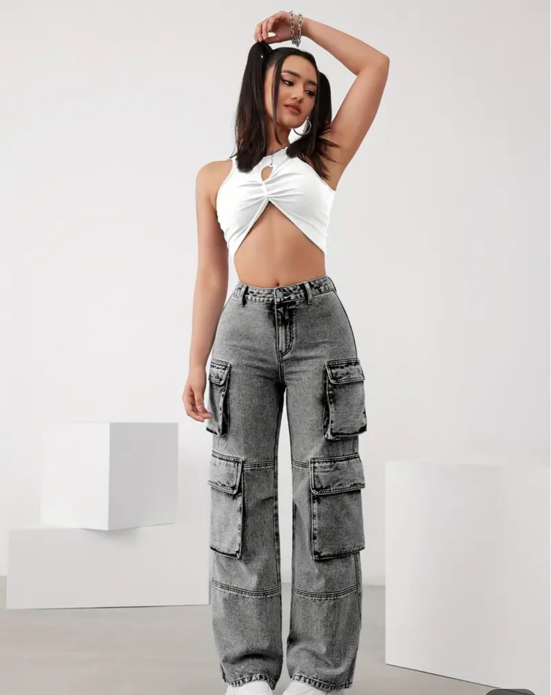 a01ad4ec-b87b-4c1f-96a4-9728416acd15 Women's high-waist cargo Jeans - Image 1